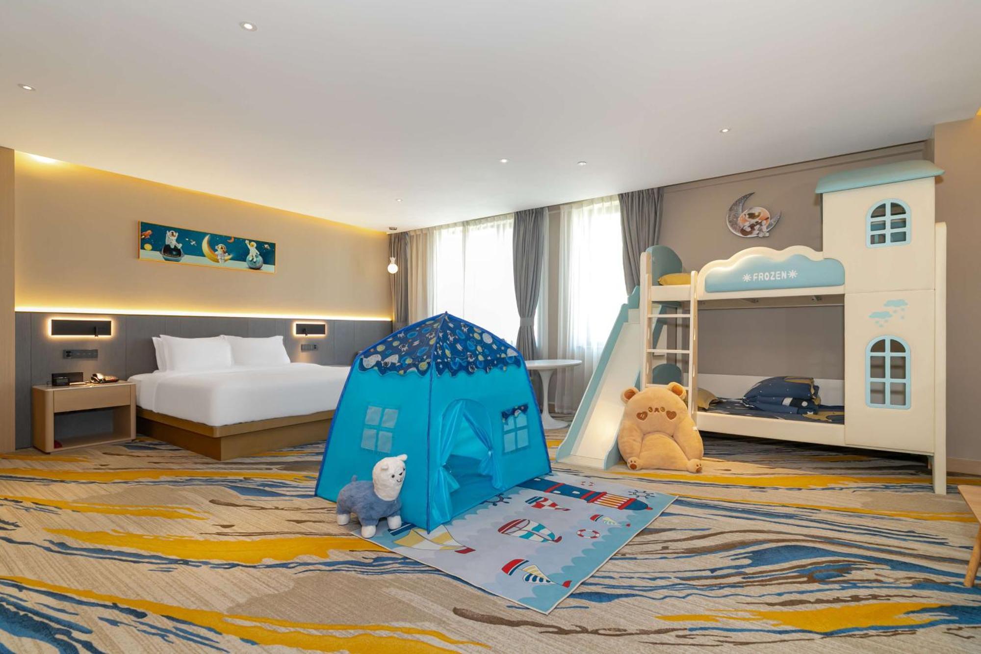Hilton Garden Inn Foshan Luaran gambar